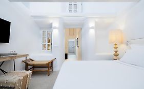 Casasunsha Hybrid Retreat Santorini